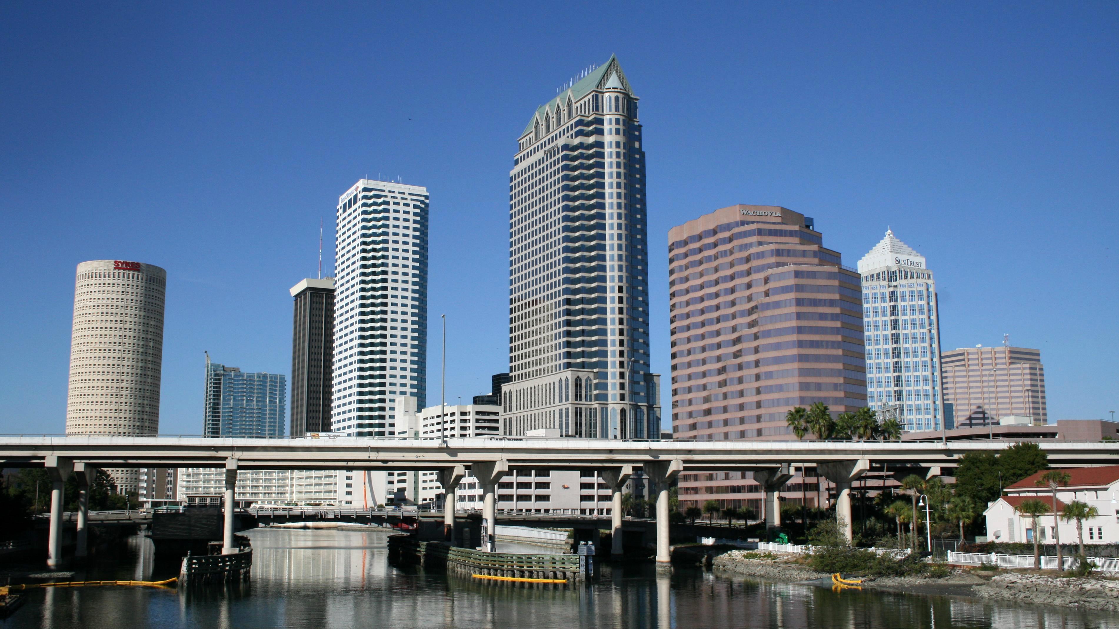 Tampa skyline